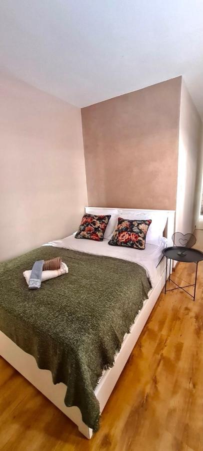 Minicity Inn Βελιγράδι Εξωτερικό φωτογραφία